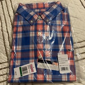 Vinyard Vines mens long sleep button down still in the plastic. Size large.